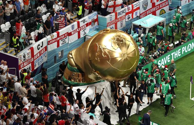 O companie din Marea Britanie a cumpărat mii de tricouri pe care scria că Anglia va câștiga Campionatul Mondial » Pierderile înregistrate după ce naționala Albionului a fost eliminată