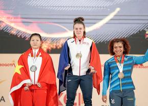Aur pentru România! Loredana Toma, prima la Campionatele Mondiale de Haltere » A stabilit un nou record mondial