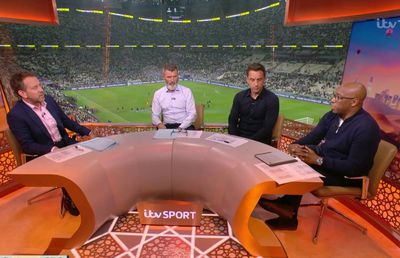 Legendarii Neville, Wright și Keane contestă penalty-ul primit de Argentina în semifinala cu Croația » Schimb tensionat de replici în direct la TV