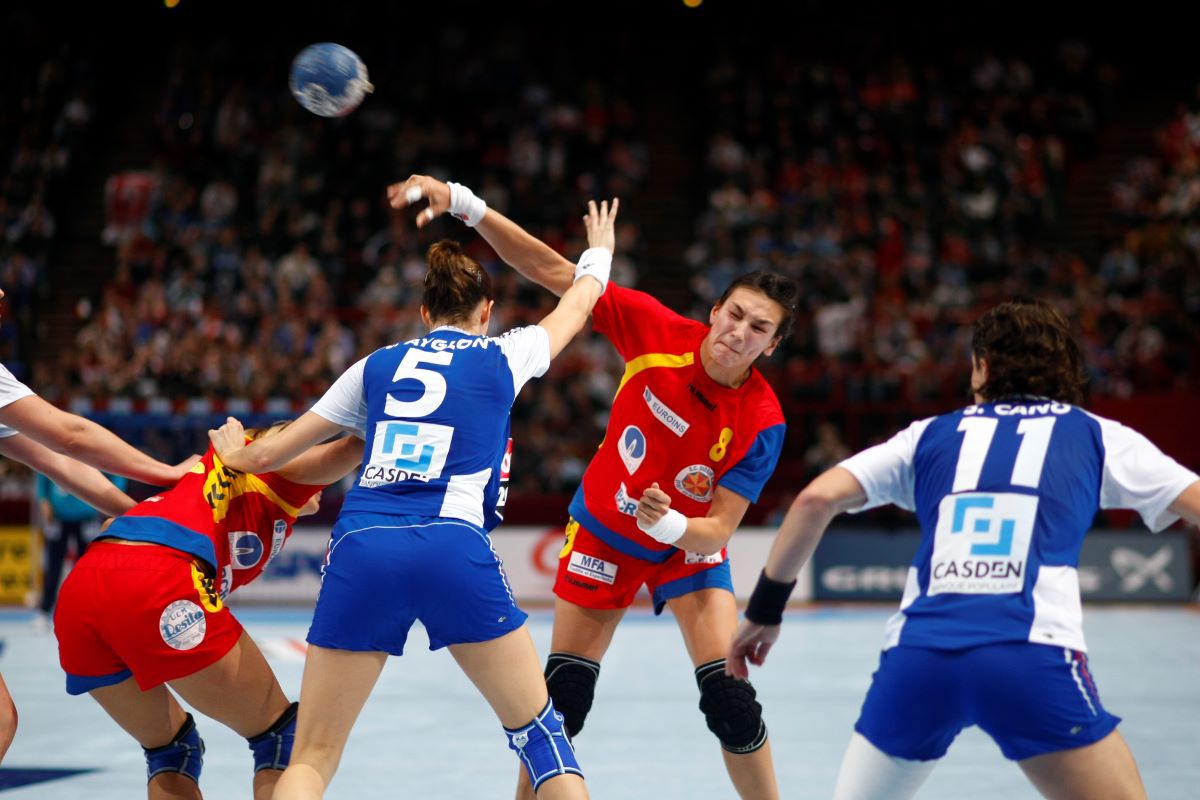 Cristina Neagu - carieră