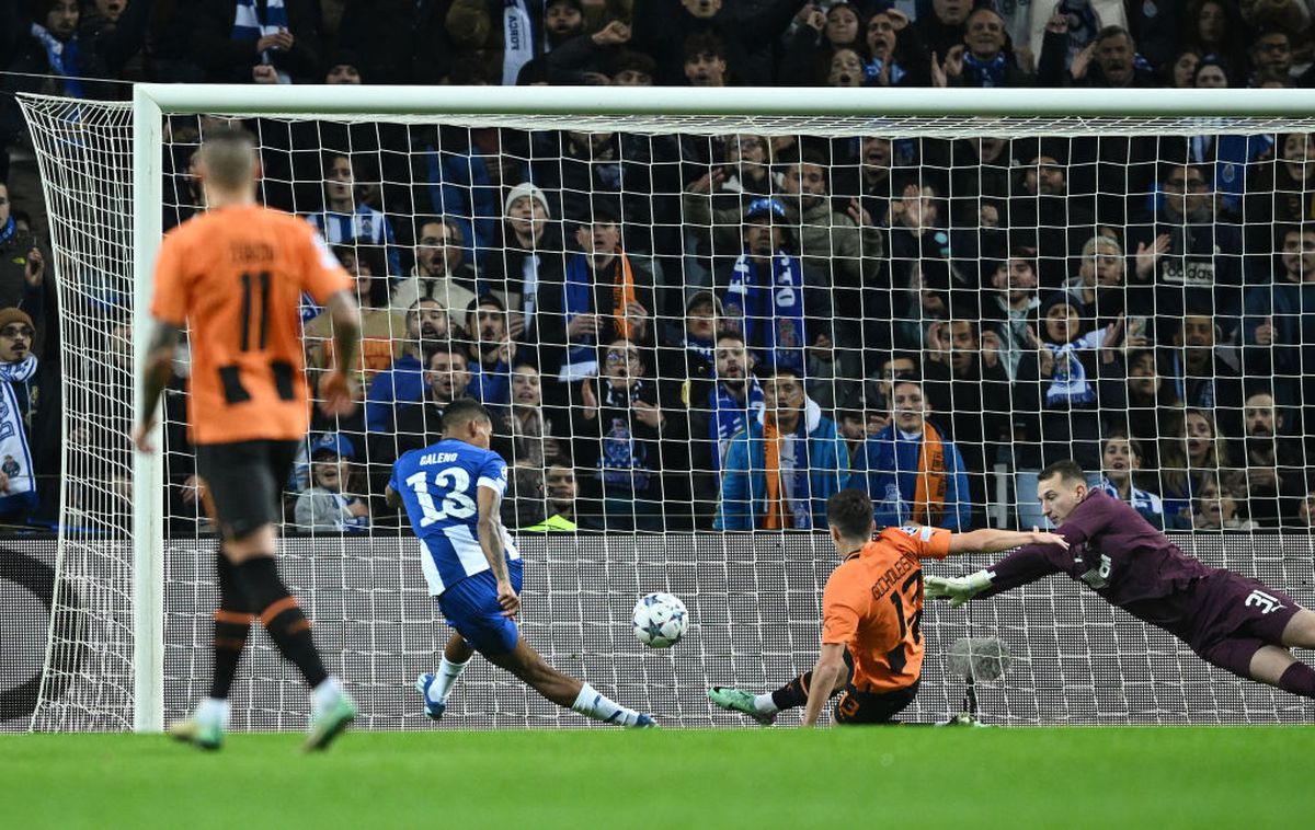 Final dramatic în „grupa morții” din UCL! Noroc incredibil pentru PSG, Barcelona s-a făcut de râs în Belgia + cum arată urnele pentru „optimi” și când are loc tragerea