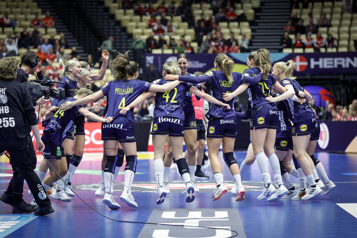 Naționala care a eliminat România de la CM de handbal, demolată în sferturile de finală » Doar 6 goluri marcate în prima repriză