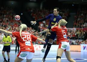 Cristina Neagu, cariera în cifre la echipa națională » Care este meciul istoric al României în care a rupt plasa la Mondial