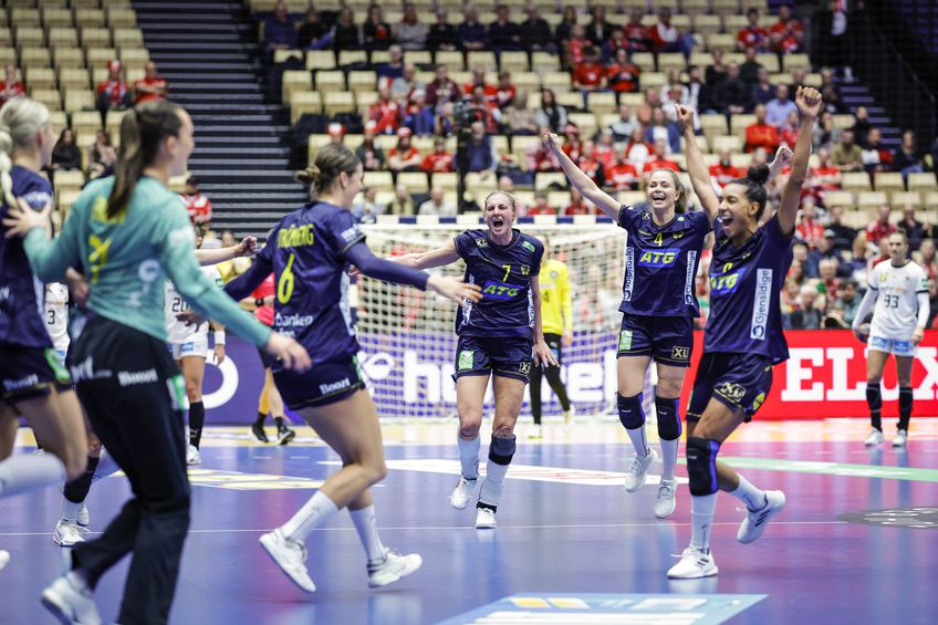 Suedia a învins Germania, scor 27-20, și s-a calificat în „sferturile” Campionatului Mondial de handbal feminin. / FOTO: Imago
