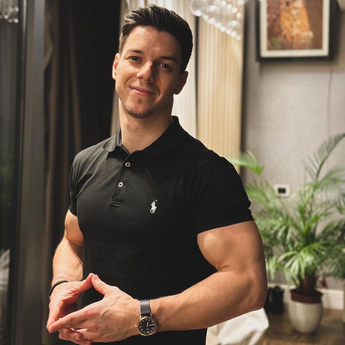 Cum îi ajută pe gimnaști mierea și magneziul » Sibianul calificat la JO explică: „Fetele folosesc doar apă. Sunt curios japonezii ce folosesc”