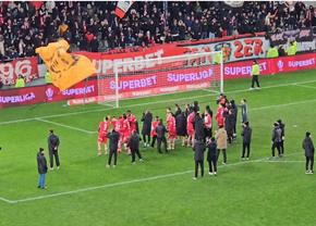 Suporterii lui Dinamo au o nouă scandare favorită! Imaginile geniale surprinse de GSP, imediat după victoria lui Poli Iași