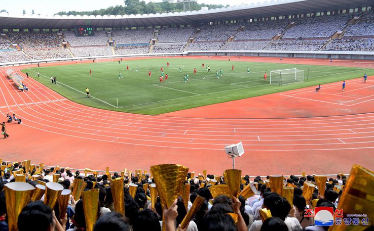 Imagini de la meciul aniversar de fotbal din Coreea de Nord / FOTO: www.kcna.kp