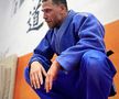Darius Macinic, 43 de ani, antrenor de judo și poet. Foto: Instagram