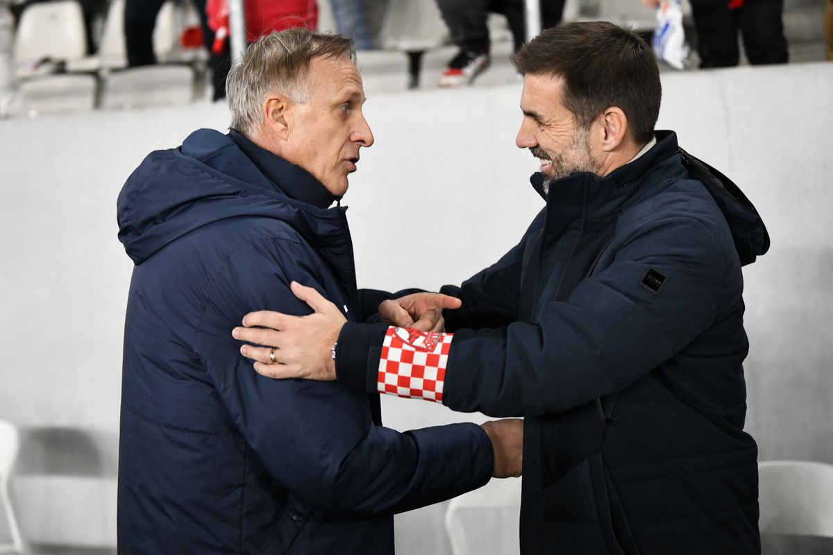 Suporterii lui Dinamo au o nouă scandare favorită! Imaginile geniale surprinse de GSP, imediat după victoria cu Poli Iași