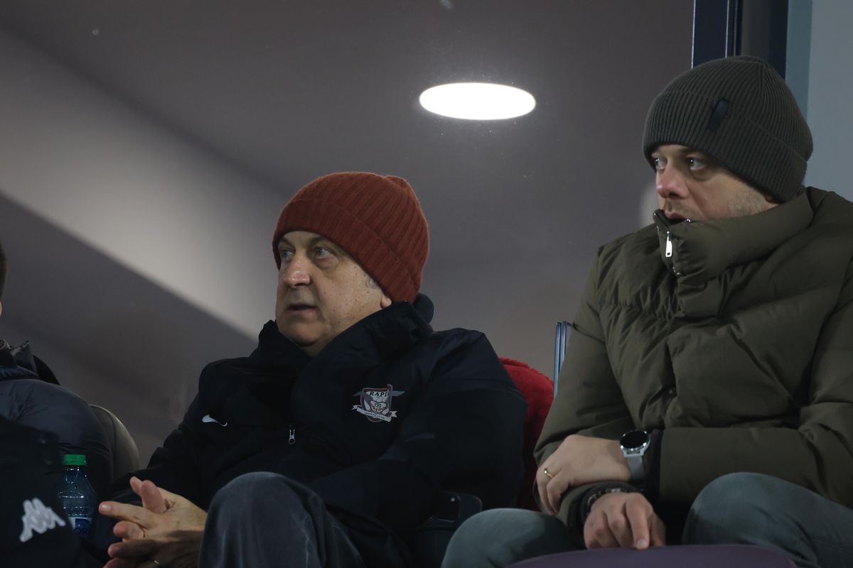 Nu s-a văzut la TV! Singura persoană huiduită în Giulești » Mesaj categoric din peluză, după Rapid - Oțelul