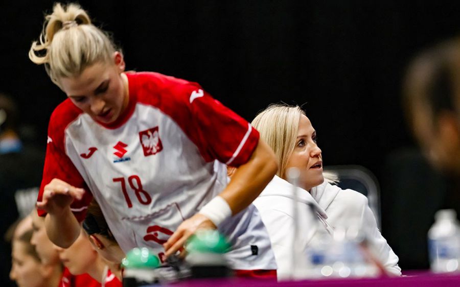 Heidi Loke pe banca Poloniei la CM 2025 Foto: IHF Norvegia caută al cincilea titlu al lumii, iar legendara Heidi Loke a fost pe banca altei echipe la Campionatul Mondial