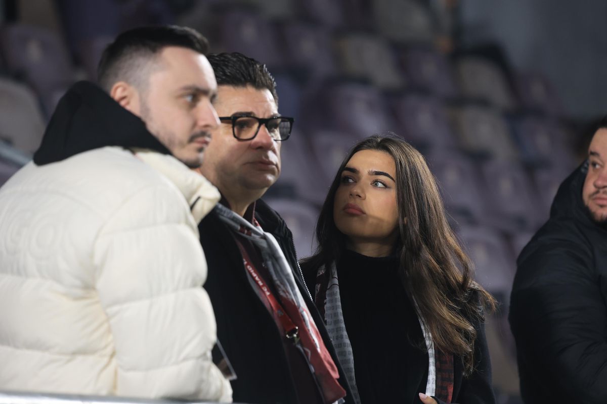 Moș Crăciun și Dan Șucu, eclipsați în Giulești! Cine a atras toate privirile la Rapid - Oțelul