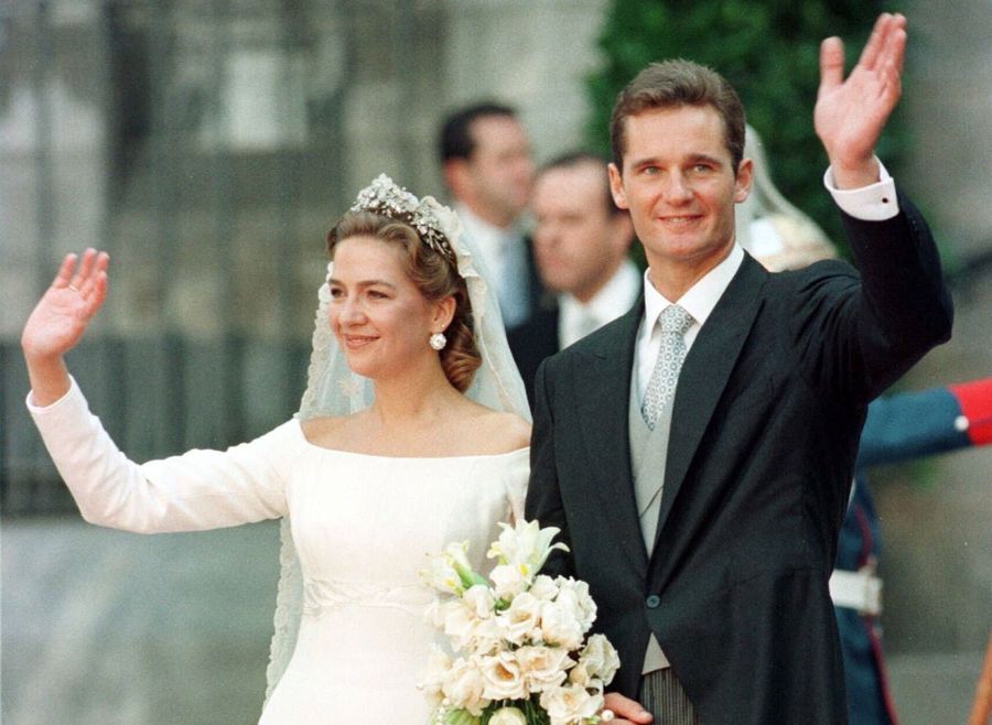 Infanta Cristina și Inaki Urdangarin s-au căsătorit în octombrie 1997 Foto: Imago Images Dublu medaliat cu bronz olimpic și fost cumnat al Regelui Felipe al Spaniei, mărturisiri despre închisoare: „Am pierdut iubirea vieții mele”