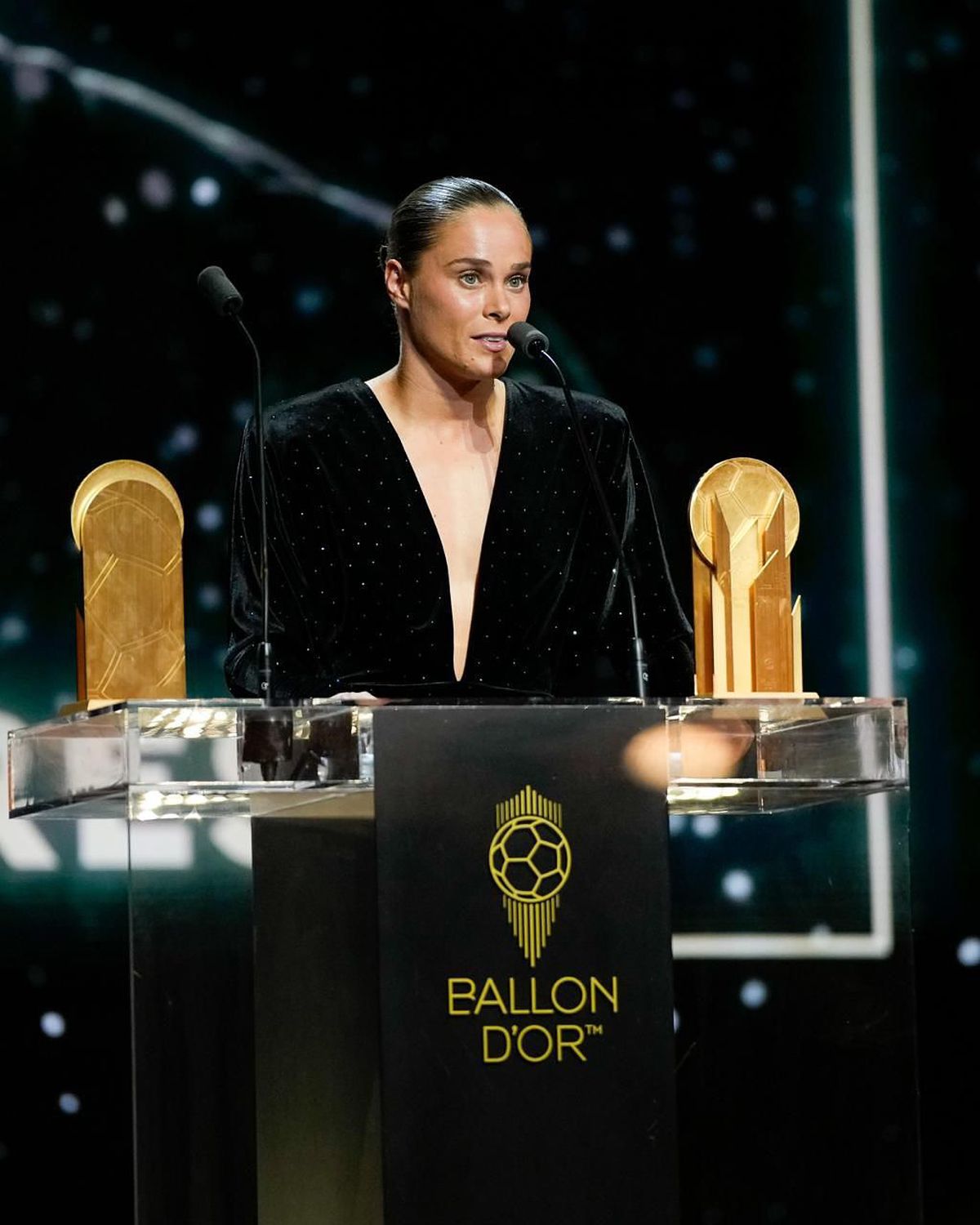 De la munca la fermă, la star mondial » Cel mai bun atacant din lume și golgeterul Barcelonei!