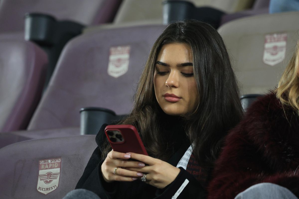 Moș Crăciun și Dan Șucu, eclipsați în Giulești! Cine a atras toate privirile la Rapid - Oțelul