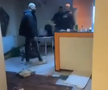 Scene șocante: momentul în care huliganii lui Feyenoord distrug complet un apartament din București