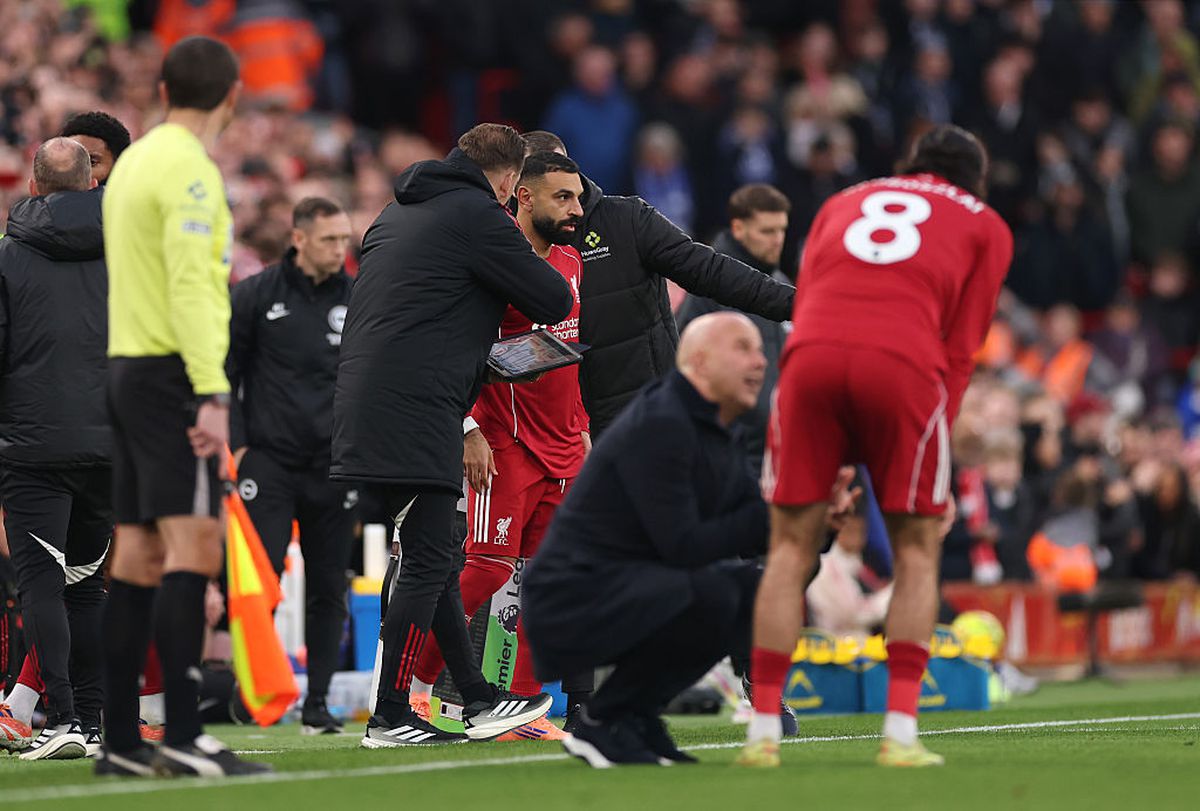 Arne Slot l-a introdus pe Salah în minutul 26 al meciului Liverpool - Brighton! Ce a urmat