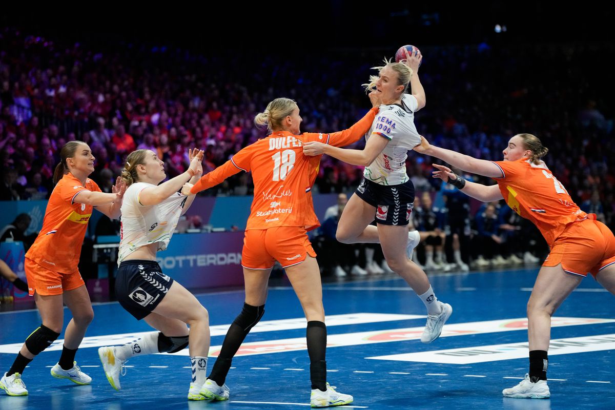 „Tactici murdare” pentru a opri cea mai bună handbalistă de la Campionatul Mondial: „Nu e în interesul lor să mă provoace”