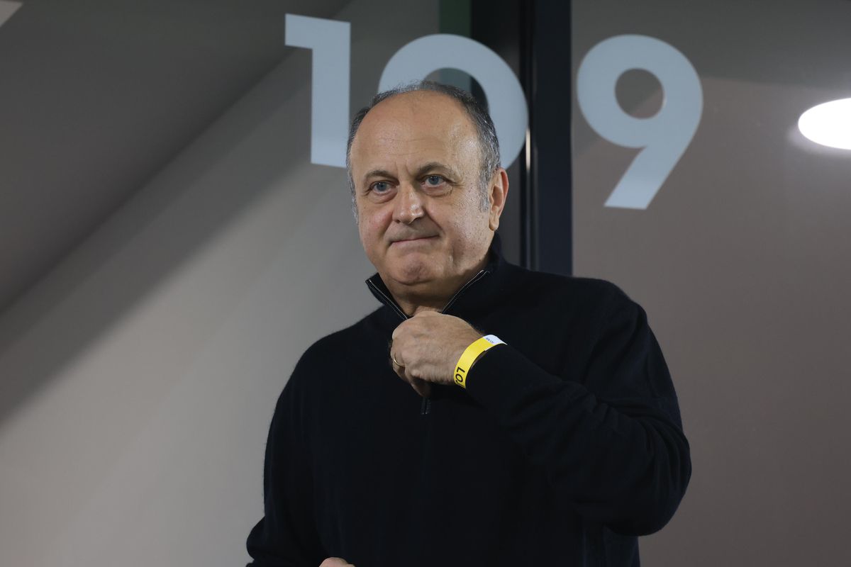 Spectatori de gală la ultimul meci din Giulești în 2025