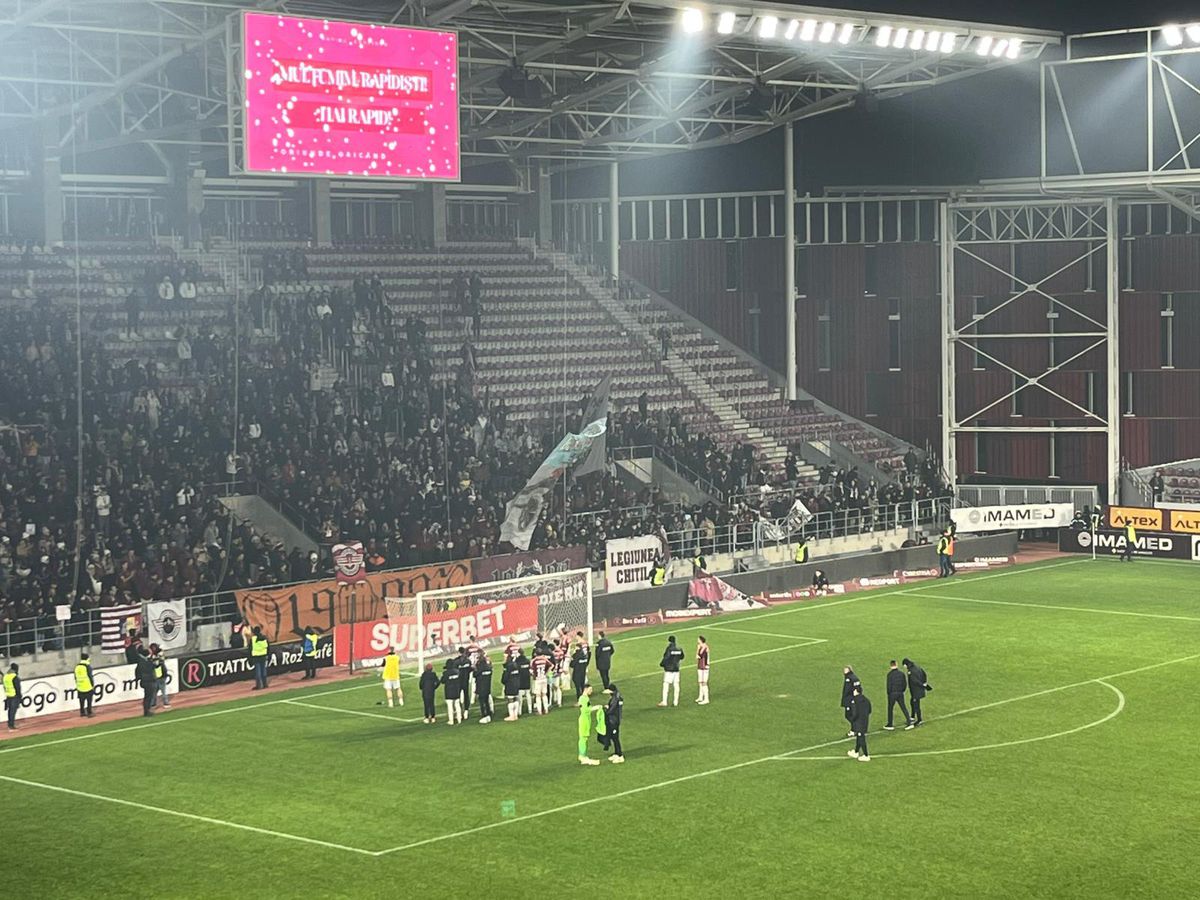 Imagini de la finalul meciului Rapid - Oțelul