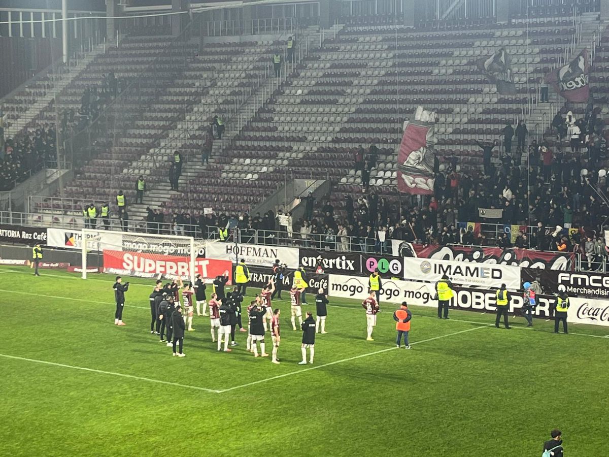 Imagini de la finalul meciului Rapid - Oțelul