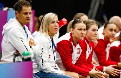 Norvegia caută al cincilea titlu al lumii, iar legendara Heidi Loke a fost pe banca altei echipe la Campionatul Mondial