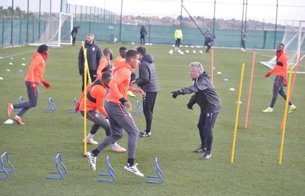 EXCLUSIV Boloni dinamitează războiul roș-albaștrilor: „FCSB ar putea juca pe noul stadion din Ghencea!"