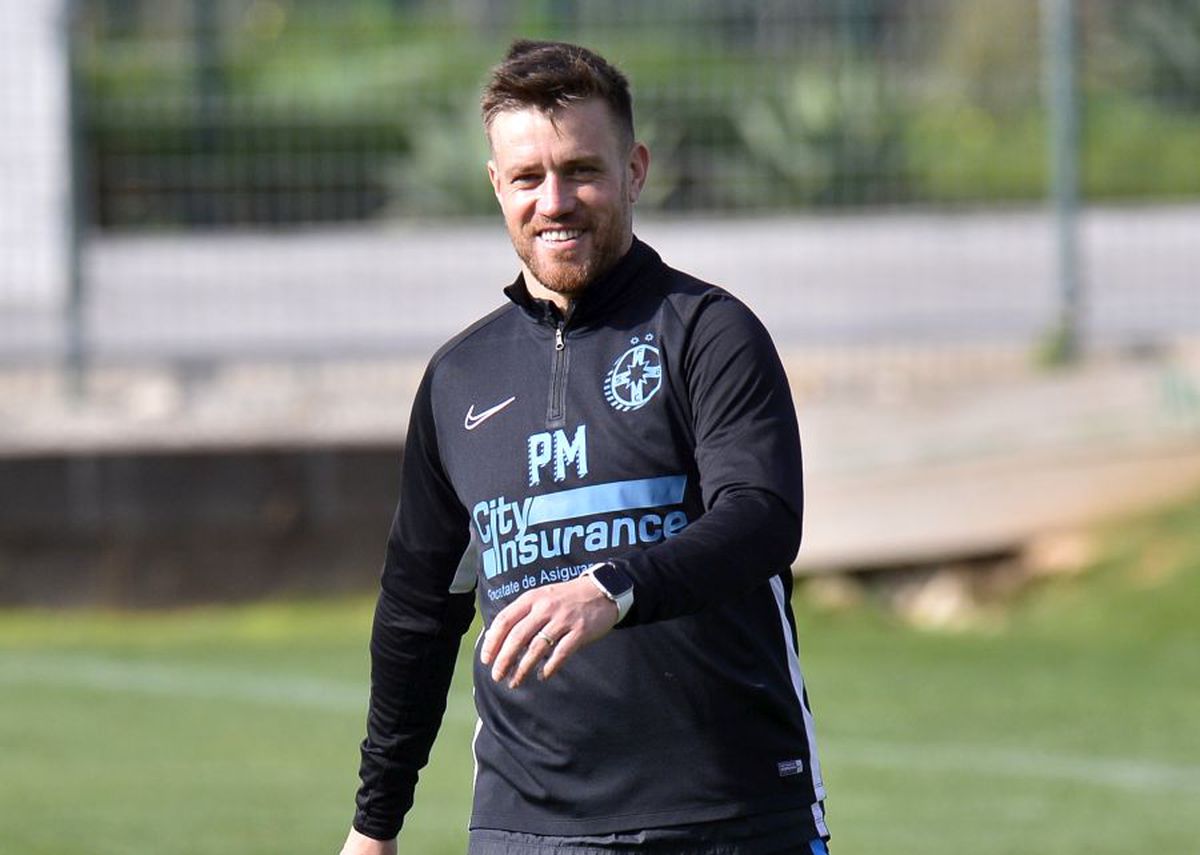 FCSB // FOTO + VIDEO EXCLUSIV Moruțan, moment de magie la antrenamentul de azi + Mihai Pintilii, din nou în rolul de antrenor-jucător