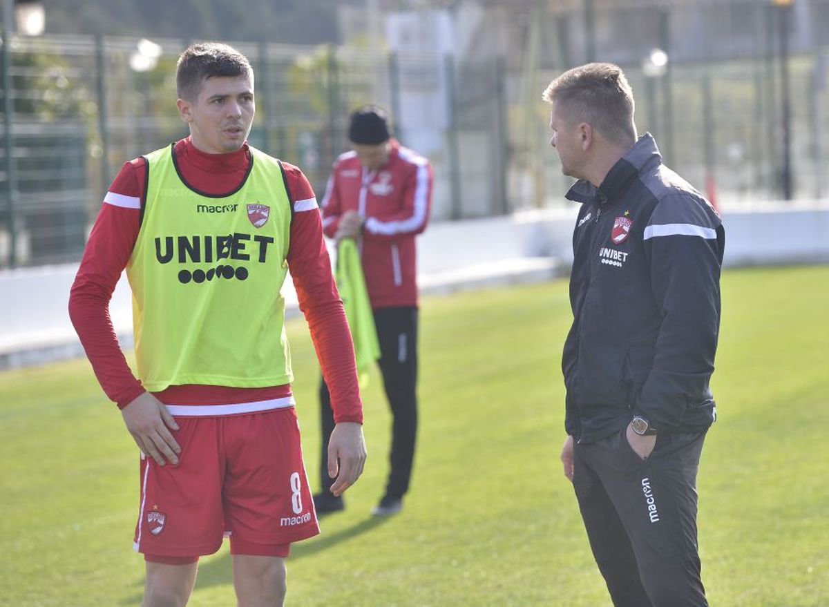 DINAMO // EXLCUSIV Ionuț Negoiță s-a ținut de cuvânt » Vestea primită de jucătorii „câinilor” în cantonamentul din Spania