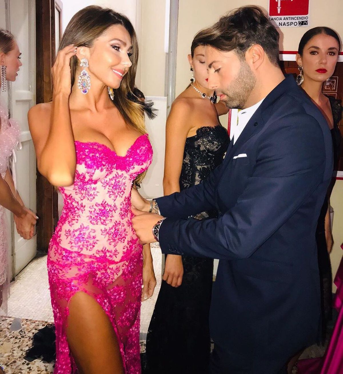 FOTO Pătimașa bianconera și mingea de fotbal » Pictorial HOT realizat după ultima victorie a lui Juventus