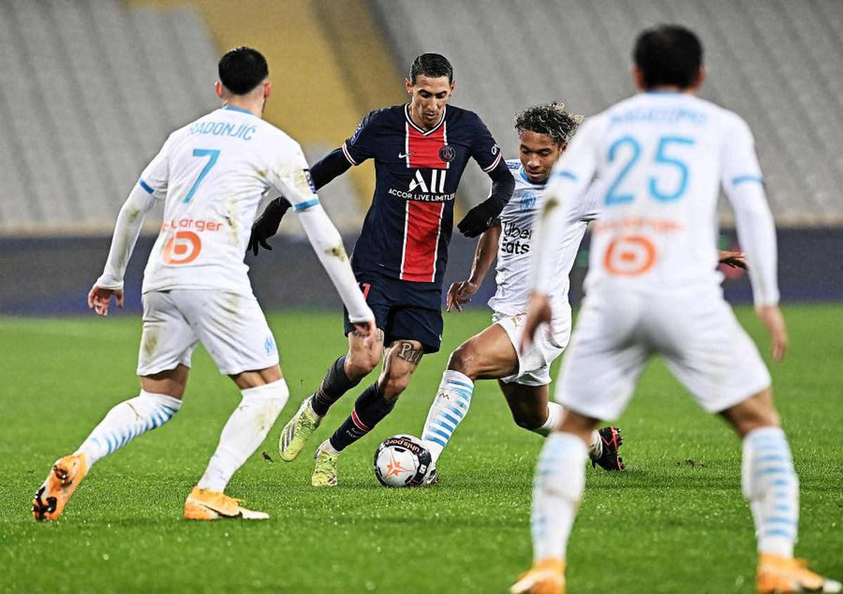 PSG - MARSEILLE 2-1. Neymar, insultat după ce a cucerit Supercupa Franței: „Părinții m-au învățat să scot gunoiul afară”