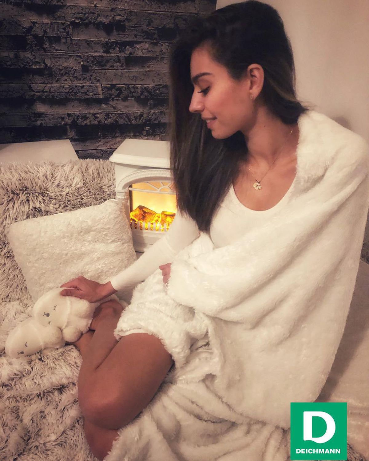 FOTO Feblețea lui Mesut Ozil » Amine Gulse i-a cucerit inima fotbalistului dorit de Fenerbahce