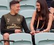 FOTO Feblețea lui Ozil » Amine Gulse i-a cucerit inima fotbalistului de la Arsenal