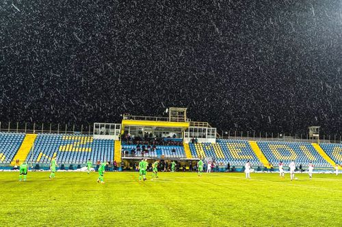 Meciul Hermannstadt - Dinamo s-a jucat în condiții de iarnă