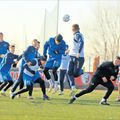 CFR va întâlni astăzi echipa-revelație a sezonului, FC Clinceni, o formație pe care Ilie Poenaru a făcut-o să pară mai bună decât este și el însuși se descurcă prea bine pentru un tehnician nelicențiat.