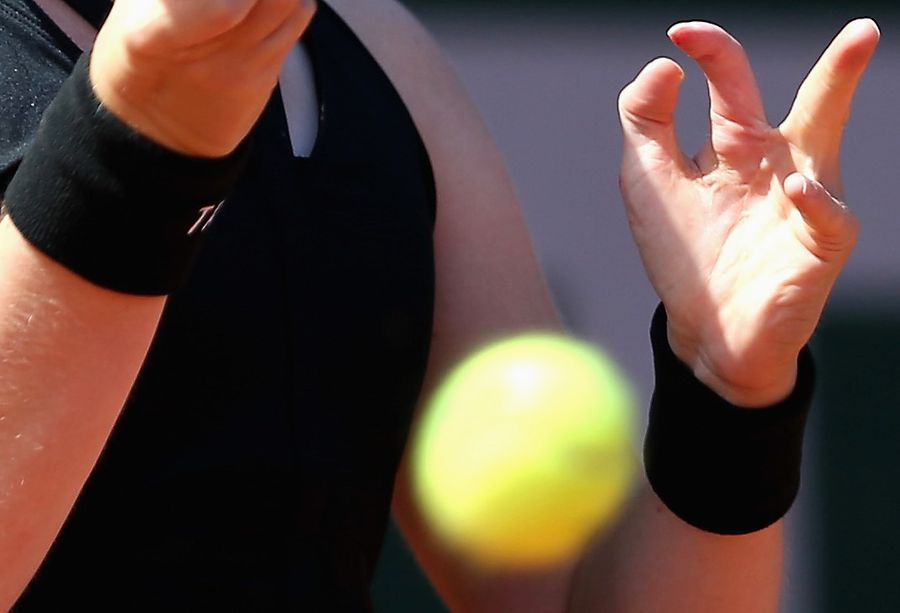 Povestea incredibilă a britanicei Francesca Jones: calificată la Australian Open, în ciuda faptului că are doar 4 degete la ambele mâini