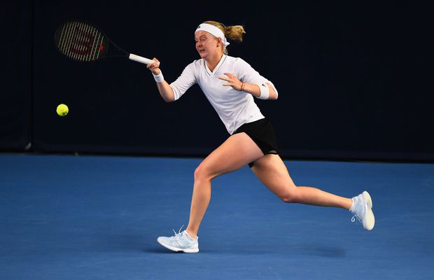 Povestea incredibilă a britanicei Francesca Jones: calificată la Australian Open, în ciuda faptului că are doar 4 degete la ambele mâini