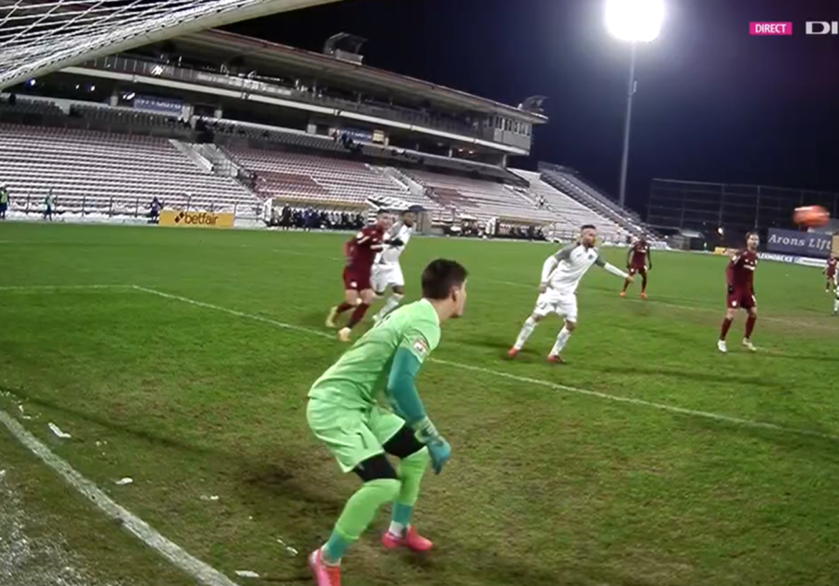 Două faze de penalty în CFR Cluj - Academica Clinceni: ce a decis arbitrul