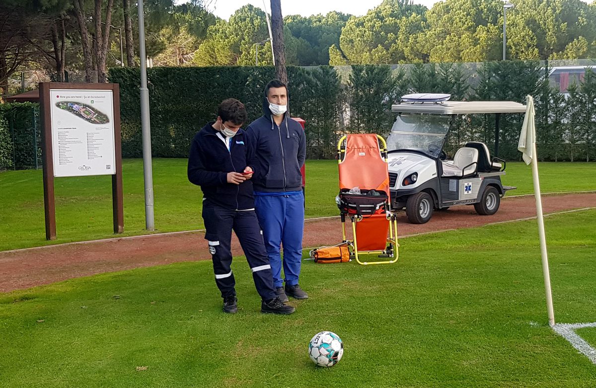 VIDEO Ce este Corendon Cup, competiția la care ar fi participat FCSB: „Atenție, Mihai Stoica, încă nu a început” » Mesajul lui Reghecampf: „Vă salut, dragi copii” :D