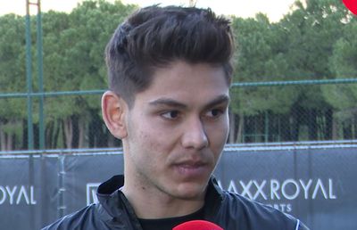 „Pleci pe 6 milioane în Italia” » Sefer a salvat Rapidul: „Două zile am exersat loviturile libere”