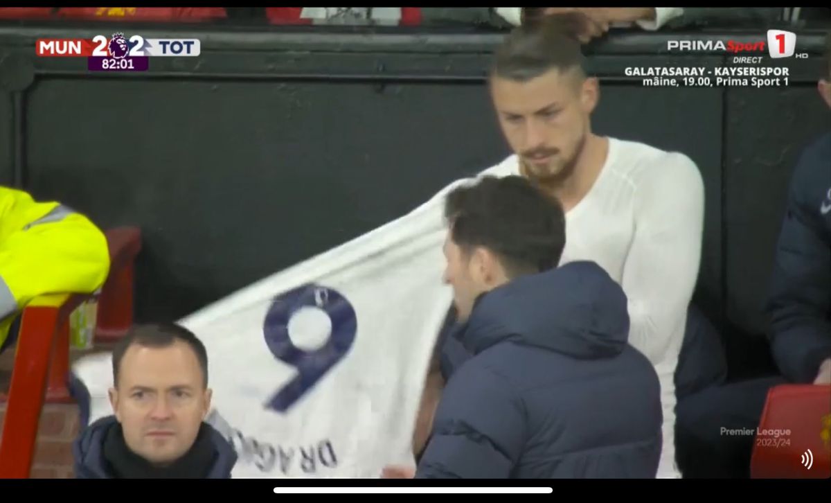 Faza care a împărțit fanii în două » A greșit sau nu Drăgușin în Manchester United - Tottenham? Impresarul Florin Manea nu s-a putut abține și a intervenit