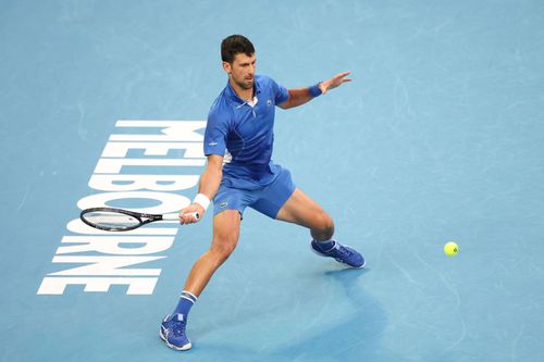 Novak Djokovic, în timpul meciului împotriva lui Dino Prizmic, din primul tur de la Australian Open