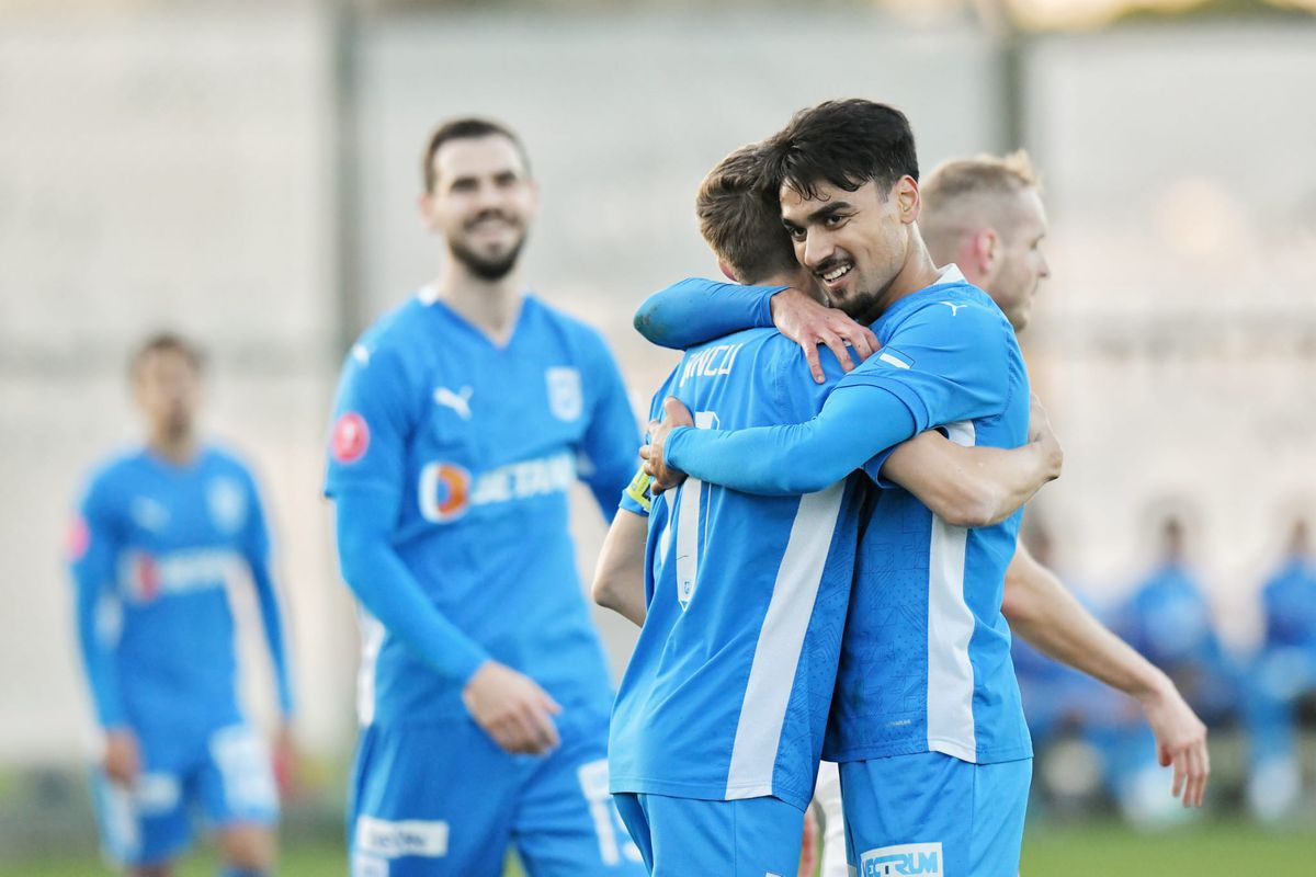 Universitatea Craiova - Slovacko 1-1. Risipitorii! Craiova s-a întrecut în ratari, de la atacanți la fundași, din toate pozițiile