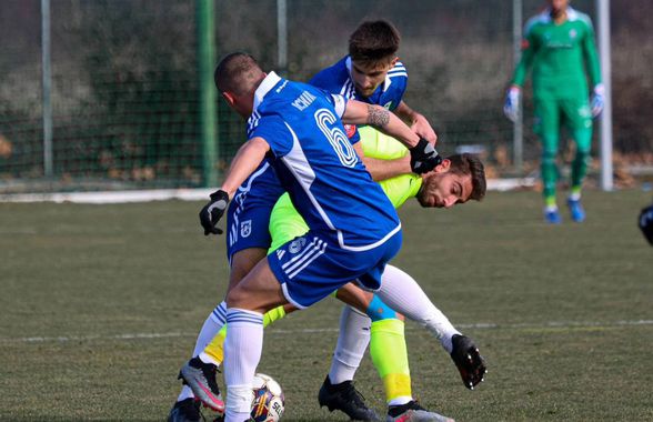 Leo Grozavu a sărit ca ars în timpul amicalului cu FCU Craiova: „Băi Achime, băi bătăușule!”