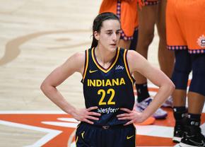 Una din cele mai mari vedete din WNBA, hărțuită de un bărbat în vârstă de 55 de ani: „Sunt într-o relație imaginară cu Clark”