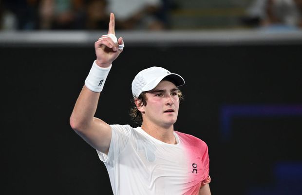 Cum a vrut Joao Fonseca, senzația tânără a tenisului masculin, să-și imite idolul: „Am încercat o săptămână, apoi am uitat”