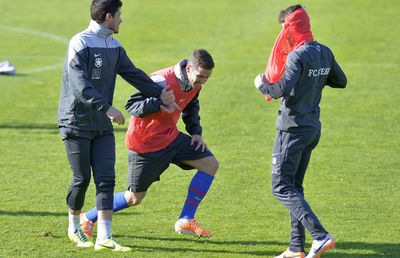 Au râs cu lacrimi » Chipciu spune 10 povești de pomină: „Eu și Dodel eram descreierați. Fii atent, ne cheamă Reghe în birou, fuma trabuc...” + „La națională, Mutu era din alt film”