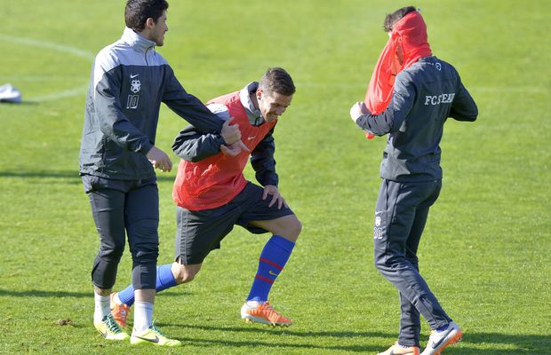 Au râs cu lacrimi » Chipciu spune 10 povești de pomină: „Eu și Dodel eram descreierați. Fii atent, ne cheamă Reghe în birou, fuma trabuc...” + „La națională, Mutu era din alt film”