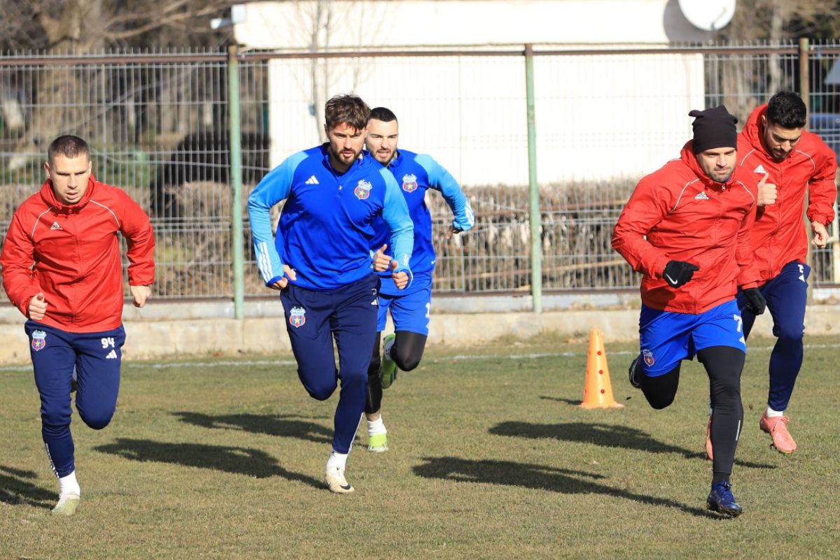 3 noutăți la reunirea Stelei. Urmează 4 meciuri amicale