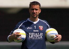 Iadul portarului care l-a lăsat pe tușă pe Buffon: „Am fost mai bun! Cocaina m-a îndepărtat de realitate”